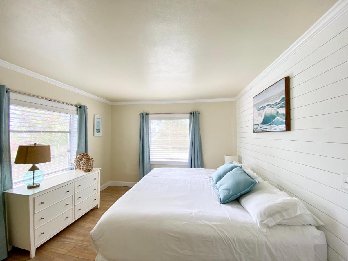 The Molloy - Treasure Island Suites & Cottages セント・ピート・ビーチ エクステリア 写真